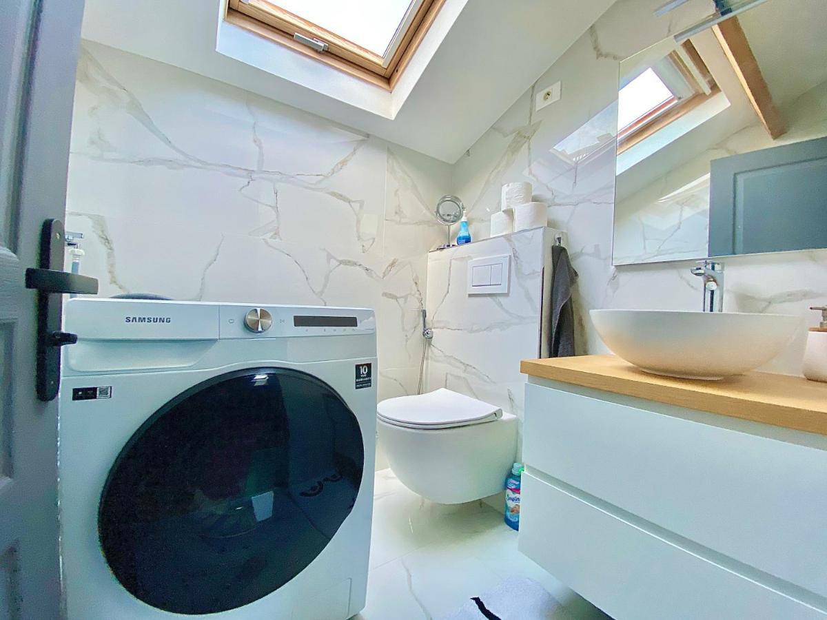 Bioves En Duplex-Climatisation-Centre Ville-Plage Menton Exteriör bild